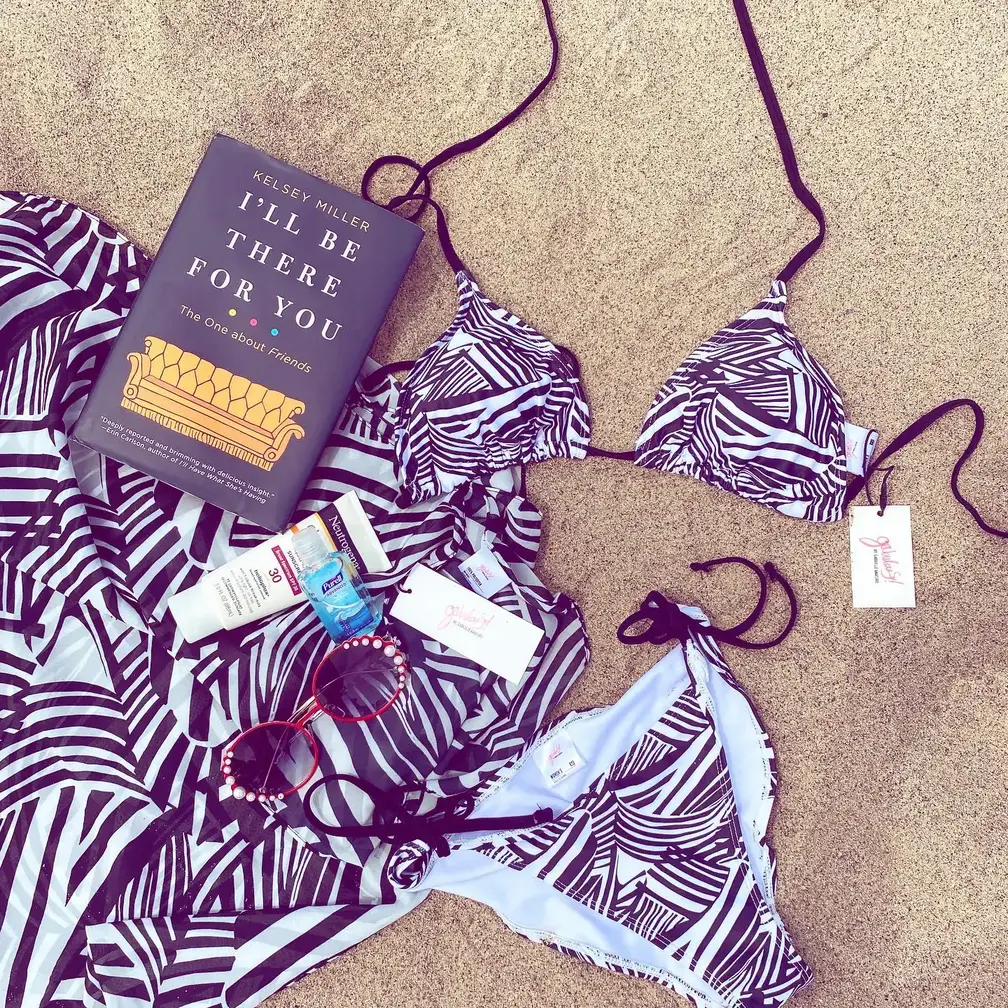 Instagram - bikini-2.webp